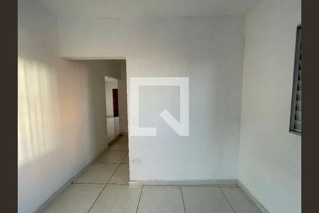 Quarto 1 de casa para alugar com 2 quartos, 60m² em Jardim Luísa, São Paulo