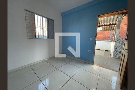 Quarto 1 de casa para alugar com 2 quartos, 60m² em Jardim Luísa, São Paulo