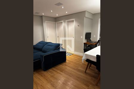 Sala de apartamento à venda com 2 quartos, 56m² em Novo Osasco, Osasco
