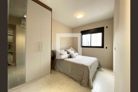 Quarto  de apartamento para alugar com 2 quartos, 73m² em Pinheiros, São Paulo
