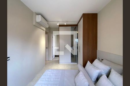 Quarto de apartamento para alugar com 2 quartos, 73m² em Pinheiros, São Paulo