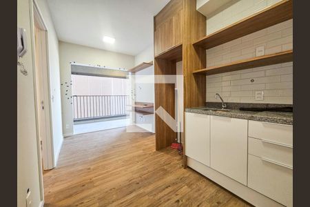 Sala/Cozinha de apartamento para alugar com 2 quartos, 41m² em Santo Amaro, São Paulo