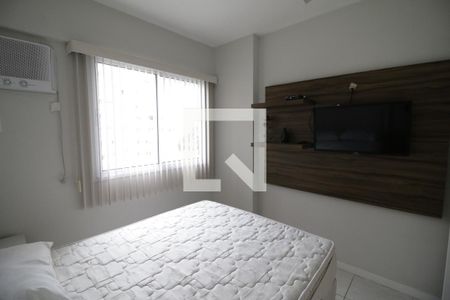 Quarto 1 de apartamento para alugar com 2 quartos, 70m² em Barra da Tijuca, Rio de Janeiro