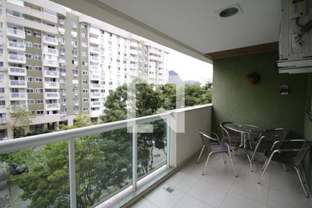 Varanda de apartamento para alugar com 2 quartos, 70m² em Barra da Tijuca, Rio de Janeiro