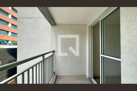 Varanda de kitnet/studio para alugar com 1 quarto, 31m² em Pinheiros, São Paulo