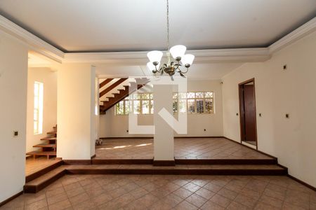 Casa à venda com 4 quartos, 270m² em Parque das Universidades, Campinas