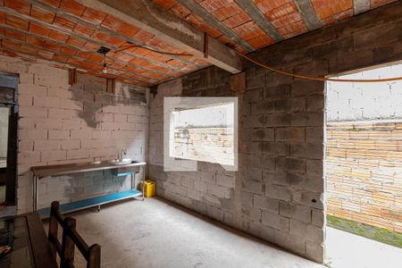 Cozinha de casa à venda com 2 quartos, 150m² em Jardim Senice, São Paulo