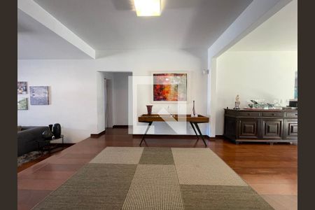 Sala de TV de casa à venda com 5 quartos, 539m² em Butantã, São Paulo
