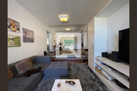 Sala de TV de casa à venda com 5 quartos, 539m² em Butantã, São Paulo