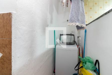 Casa 1 - Área de Serviço de casa para alugar com 6 quartos, 300m² em Jardim Primavera, São Paulo