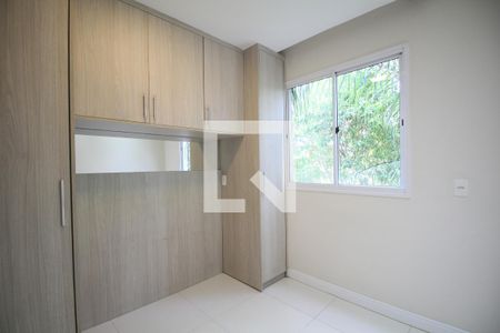 Quarto 1 de apartamento para alugar com 2 quartos, 44m² em Jardim Helga, São Paulo