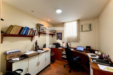 Apartamento à venda com 5 quartos, 214m² em Flamengo, Rio de Janeiro
