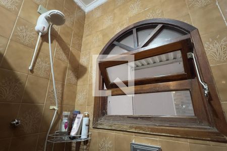 Banheiro 1 de casa à venda com 3 quartos, 288m² em Parque Renato Maia, Guarulhos