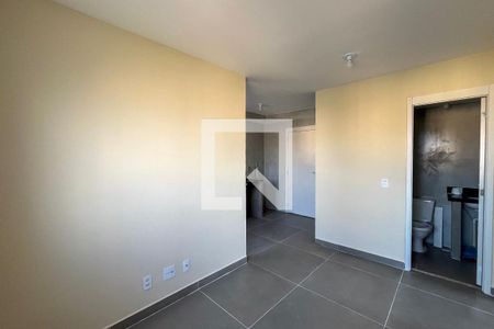 Sala de apartamento para alugar com 2 quartos, 35m² em Sacoma, São Paulo