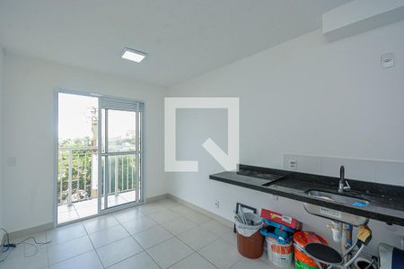 Sala/Cozinha de apartamento para alugar com 2 quartos, 36m² em Socorro, São Paulo