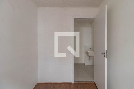 Quarto 1 de apartamento para alugar com 2 quartos, 34m² em Parque Industrial Tomas Edson, São Paulo
