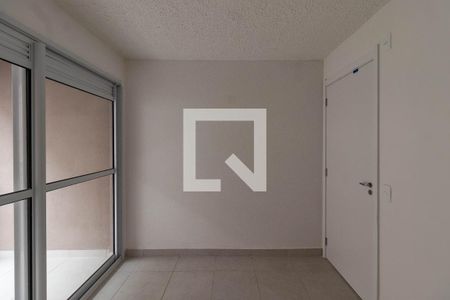 Sala de apartamento para alugar com 2 quartos, 34m² em Parque Industrial Tomas Edson, São Paulo
