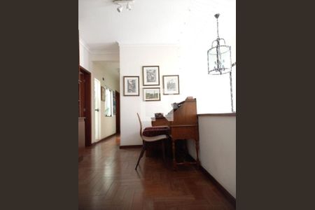 Casa à venda com 5 quartos, 317m² em Jardim Santo Amaro, São Paulo