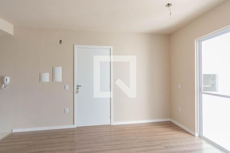 Apartamento à venda com 2 quartos, 42m² em Olaria, Canoas