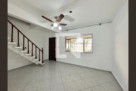 Casa para alugar com 3 quartos, 183m² em Vila Palmeiras, São Paulo