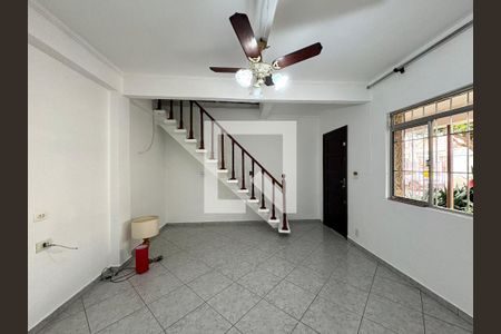 Casa para alugar com 3 quartos, 183m² em Vila Palmeiras, São Paulo