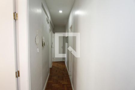Corredor de apartamento à venda com 3 quartos, 116m² em Floresta, Belo Horizonte