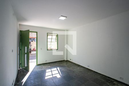 Sala de casa de condomínio à venda com 2 quartos, 128m² em Jardim Ester, São Paulo