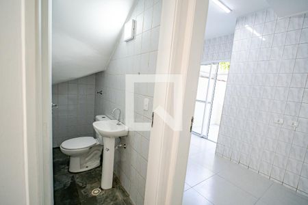 Lavabo de casa de condomínio à venda com 2 quartos, 128m² em Jardim Ester, São Paulo
