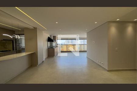 Sala de apartamento para alugar com 3 quartos, 136m² em Jardim das Acacias, São Paulo