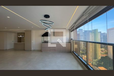 Apartamento para alugar com 3 quartos, 136m² em Jardim das Acacias, São Paulo