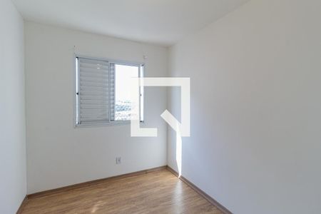 Quarto de apartamento para alugar com 2 quartos, 43m² em Vila da Oportunidade, Carapicuíba