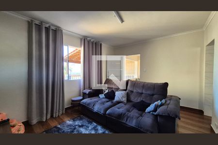 Casa à venda com 2 quartos, 196m² em Parque Novo Oratório, Santo André