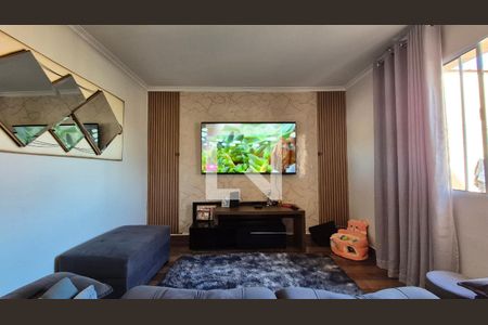Casa à venda com 2 quartos, 196m² em Parque Novo Oratório, Santo André