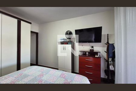 Casa à venda com 2 quartos, 196m² em Parque Novo Oratório, Santo André
