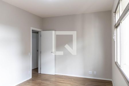Suíte de apartamento à venda com 4 quartos, 142m² em Santa Lúcia, Belo Horizonte
