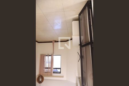 Casa de Condomínio para alugar com 3 quartos, 95m² em Alto do Coqueirinho, Salvador