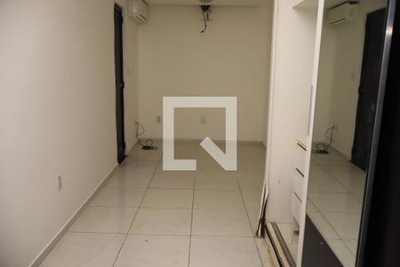 Casa de Condomínio para alugar com 3 quartos, 95m² em Alto do Coqueirinho, Salvador