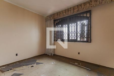 Quarto 1 de casa à venda com 2 quartos, 170m² em Passo D’areia, Porto Alegre