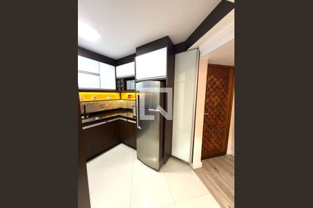 Cozinha de apartamento à venda com 2 quartos, 55m² em Bandeiras, Osasco