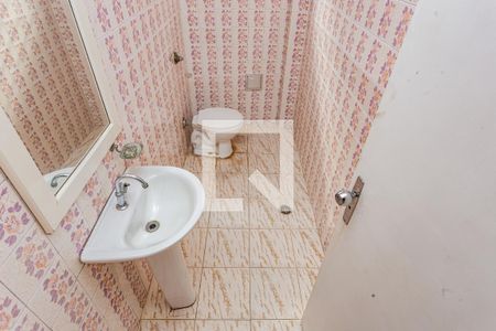 Lavabo de casa à venda com 3 quartos, 220m² em Parque Fongaro, São Paulo