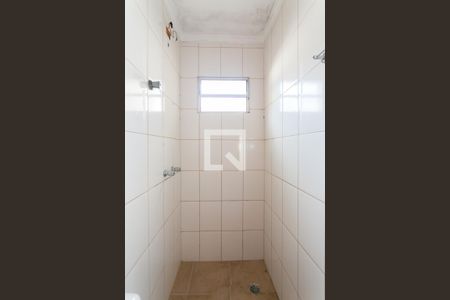 Banheiro  de casa para alugar com 1 quarto, 35m² em Jardim Brasilia, São Paulo