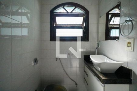 Banheiro da Suíte de casa à venda com 3 quartos, 194m² em Vila Nogueira, Diadema