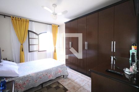 Suíte de casa à venda com 3 quartos, 194m² em Vila Nogueira, Diadema