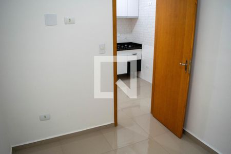 Quarto de apartamento para alugar com 2 quartos, 31m² em Vila Carrão, São Paulo