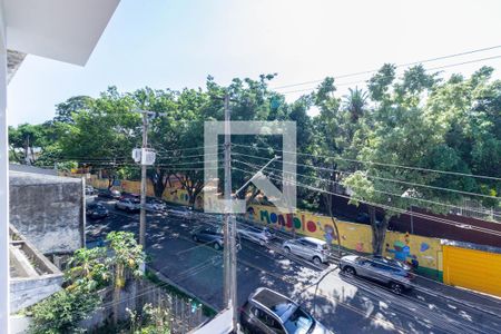 Vista Quarto 1 de casa para alugar com 3 quartos, 200m² em Jardim Monjolo, São Paulo