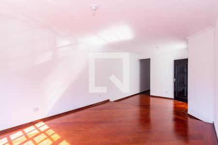 Sala de casa para alugar com 3 quartos, 200m² em Jardim Monjolo, São Paulo