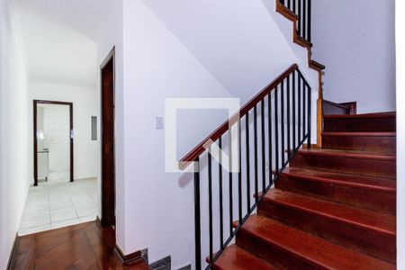 Corredor Sala de casa para alugar com 3 quartos, 200m² em Jardim Monjolo, São Paulo