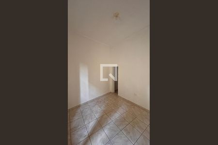 Quarto de casa para alugar com 2 quartos, 60m² em Vila Ramos, São Paulo