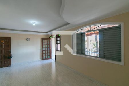 Casa para alugar com 3 quartos, 200m² em Etelvina Carneiro, Belo Horizonte