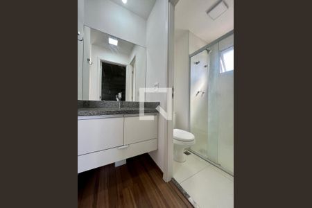 Banheiro de apartamento para alugar com 1 quarto, 36m² em Cambuí, Campinas